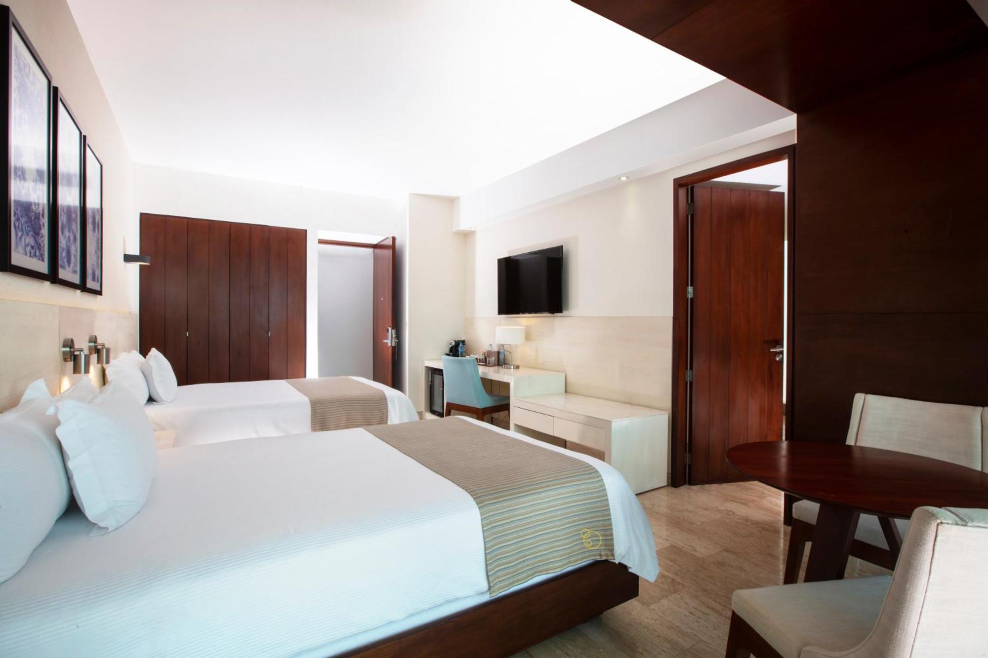 Altitude Family Suite Partial Ocean View